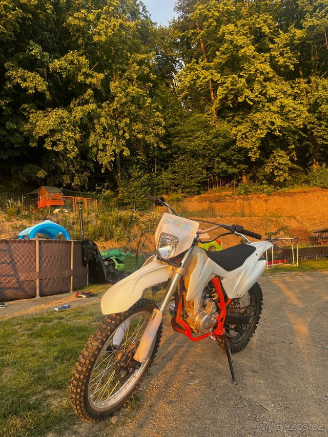 XMOTOS ASIX 250CC