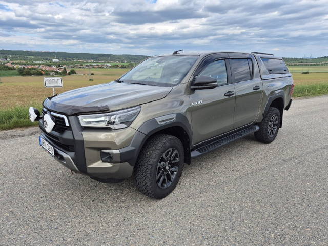 Toyota Hilux s DPH odpočtove vozidlo