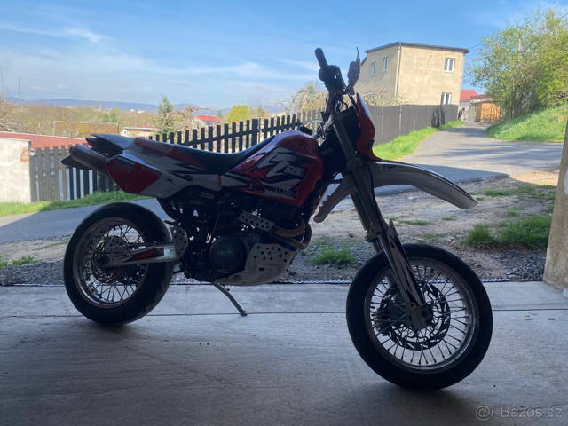 Yamaha tt600