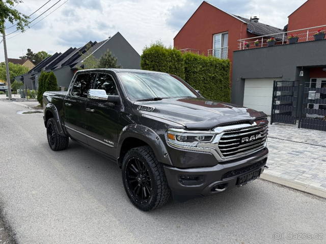 DODGE RAM 1500 HEMI LIMITED OFFROAD PAKET