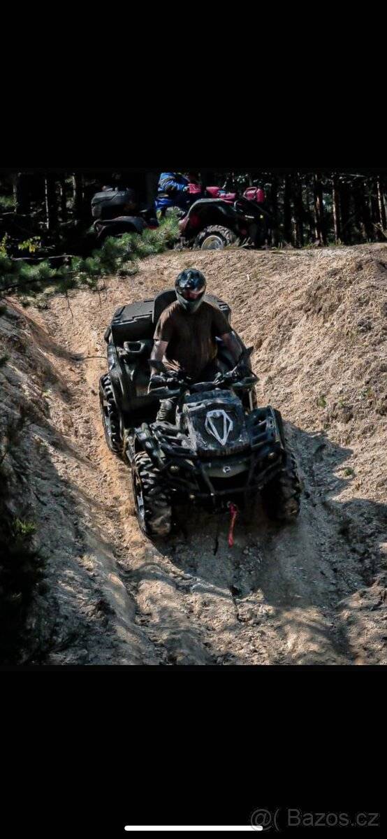 Can-am outlander max 1000R