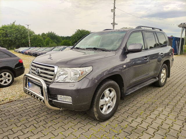TOYOTA LAND CRUISER 200 4.5D V8 195KW,ZÁVĚS 3.5T