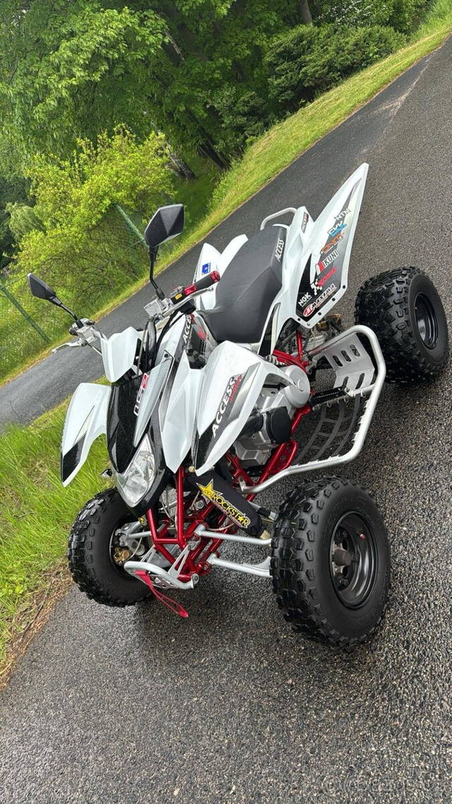 Acess tomahawk 400