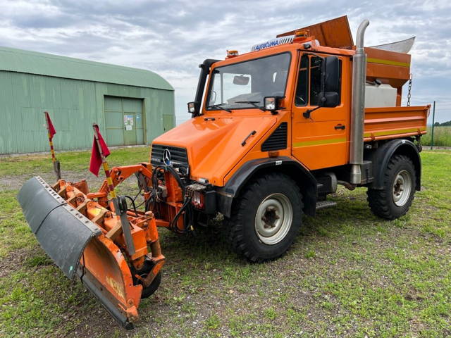 MERCEDES BENZ UNIMOG + SYPAČ A RADLICE , R.V.2000