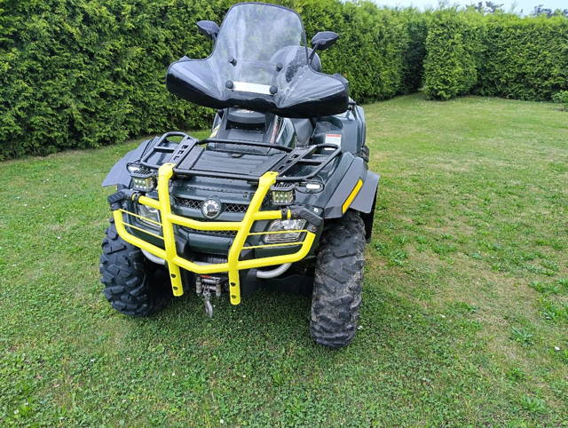 Čtyřkolka CanAm Outlander 800 Max