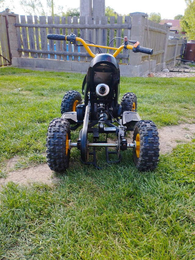 Dětská čtyřkolka 50 ccm