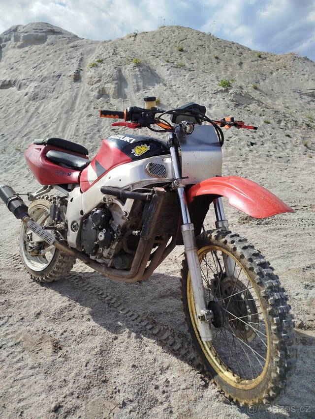 Suzuki GSX-R 750