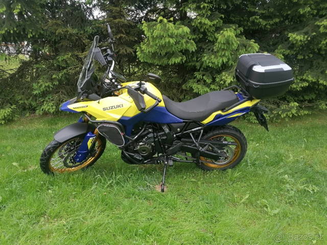 Suzuki V-Strom 800DE 2024 najeto 2250Km