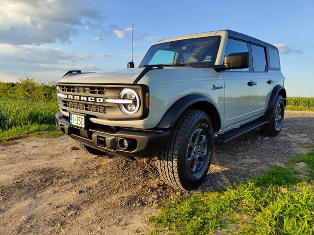 Ford Bronco BIG BEND 2.3 EcoBoost 300 koní, 7st. manuál