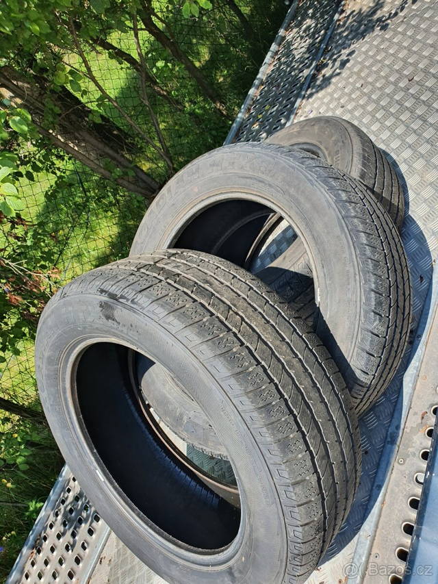 Gumy 275/55 R20
