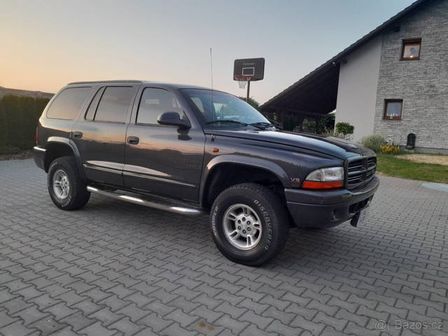 Dodge Durango SLT 5,9 V8 magnum benzín rok 1999