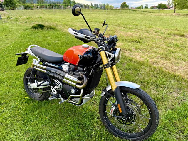 Triumph Scrambler 1200XE 2024