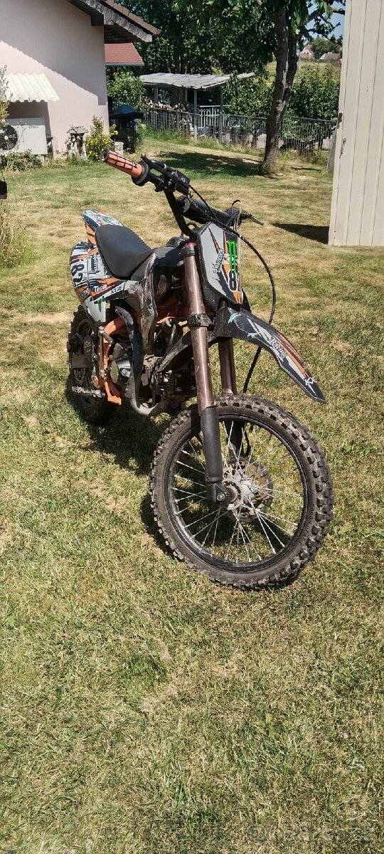 Pit bike kxd 125 pro