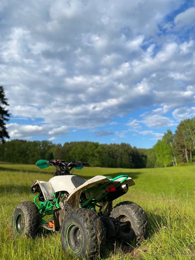 Čtyřkolka minirocket 125ccm