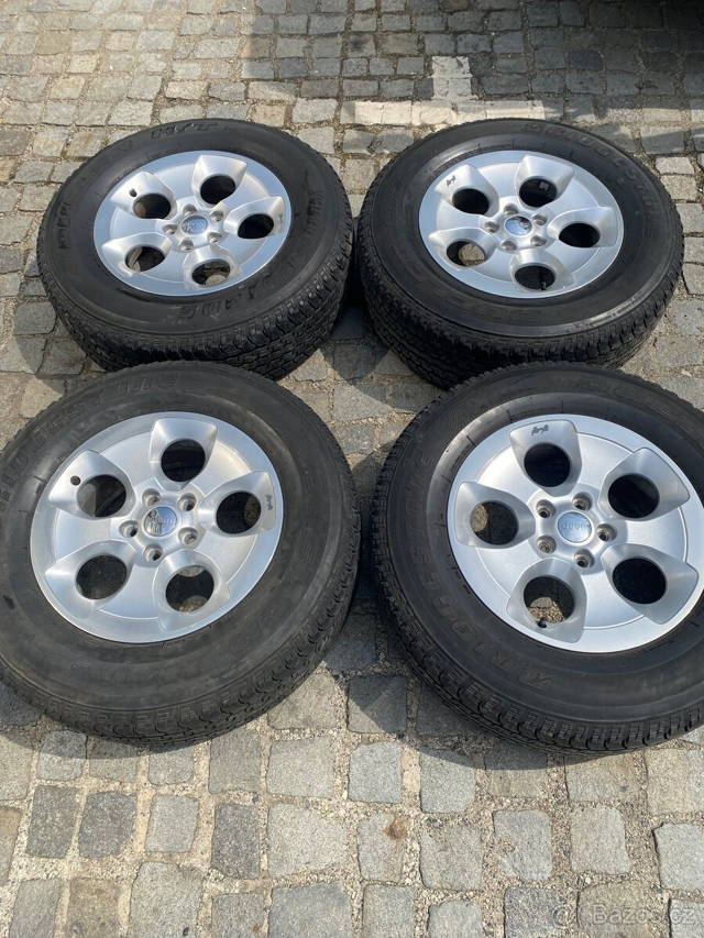 Kompletní sada alu Jeep wrangler 255/70/R18