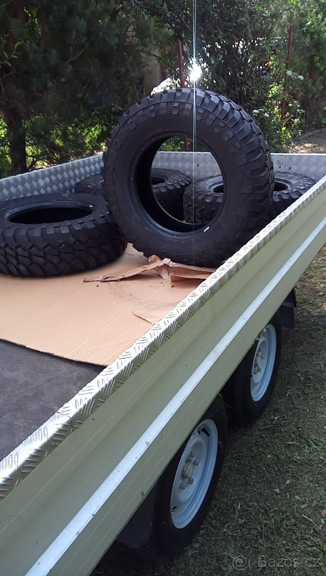 Land rover discovery 3 265/70 R17 250km jako NOVÉ4x4M/T M+S