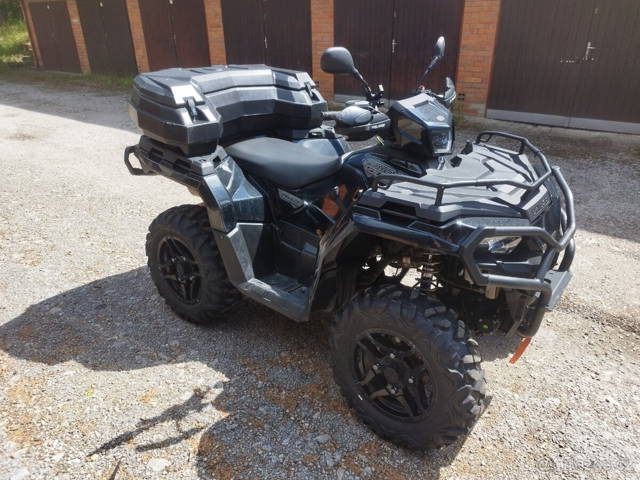 Polaris Sportsman 570 Black
