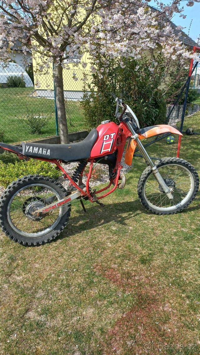 Yamaha DT 125