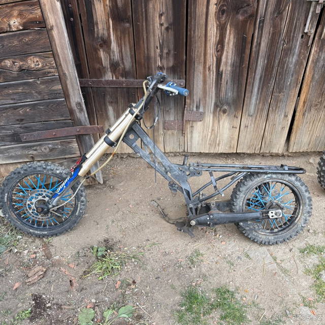 Pitbike stomp 125 náhradní Dily