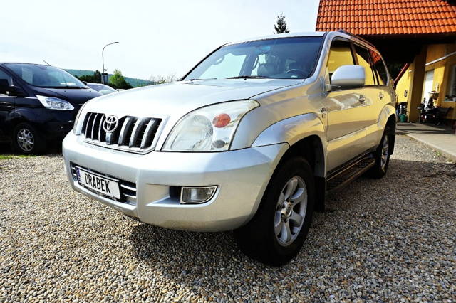 TOYOTA LAND CRUISER 120 2006 3,0D -4D 2006