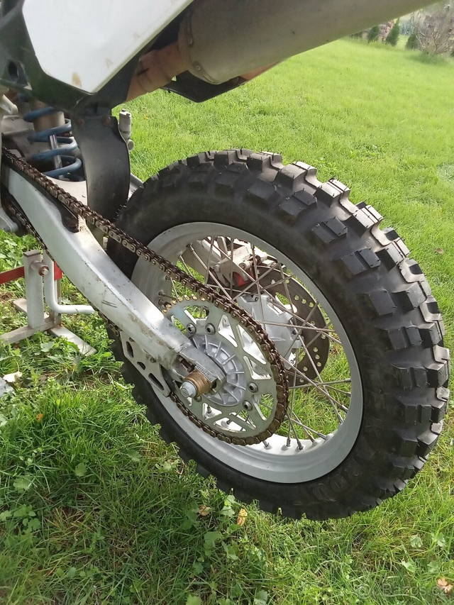 Yz 450f 2012, zadní kolo R17