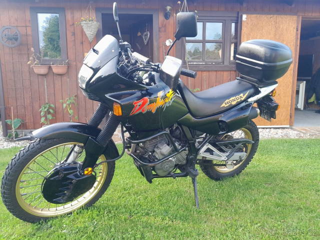 Prodám Honda dominator 500
