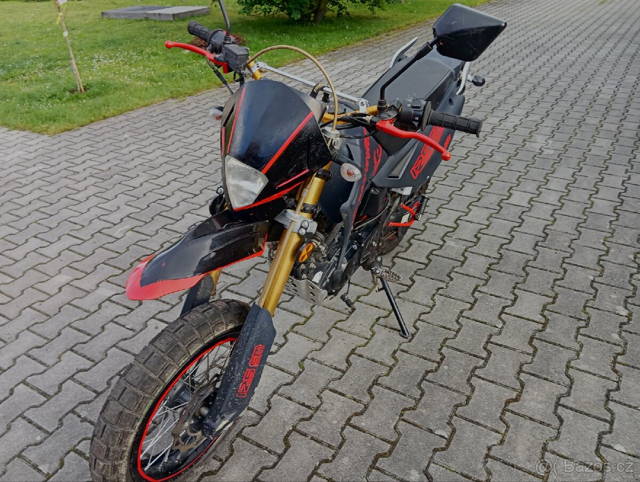Yuki 125 SM, r.v. 2016 – TOP stav, 14 XXX km
