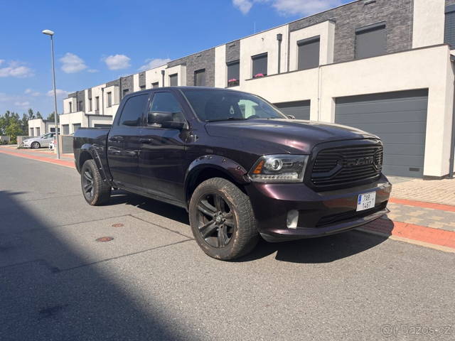 Dodge Ram 1500 Sport Hemi 5.7