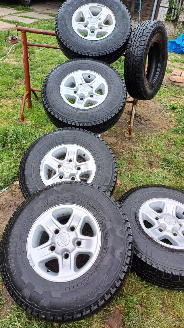Kola AL Land Rover Defender - original, obutá, sada 5 ks