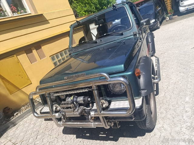 Suzuki Samurai