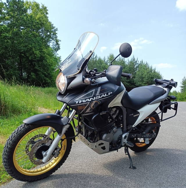 Prodám Honda Transalp XL 700V 1. Majitel