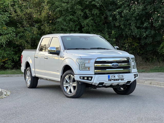Ford F-150 Platinum 3.5 EcoBoost 4×4, r. 2017 – TOP výbava