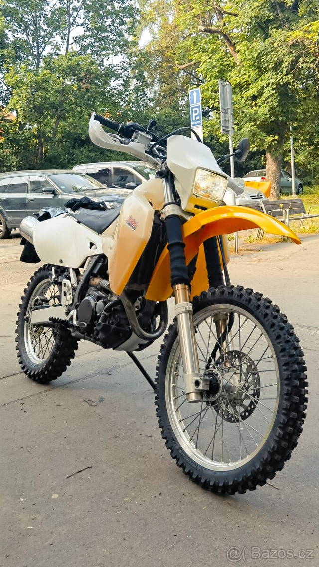 Suzuki DRZ 400 S / DR-Z400s