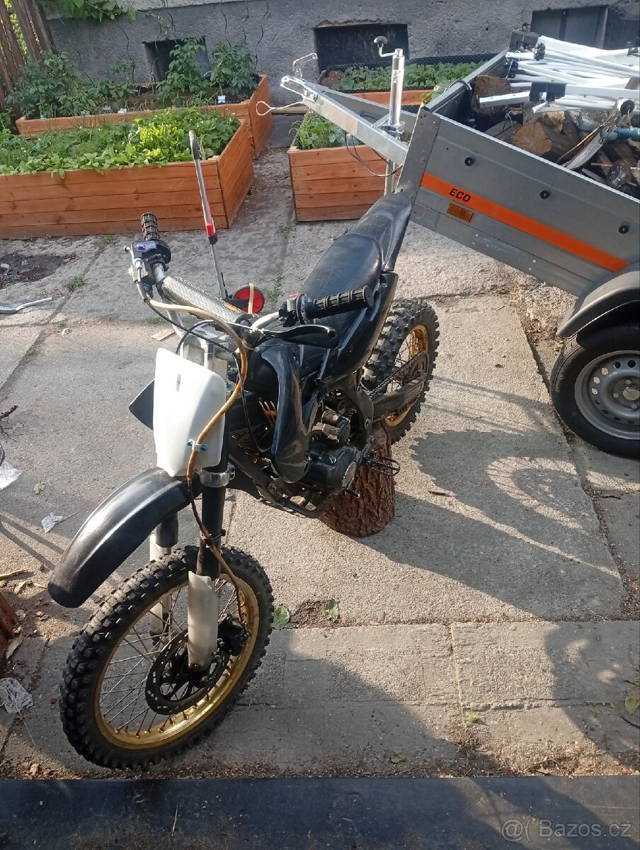 Pit bike xmotos 200ccm