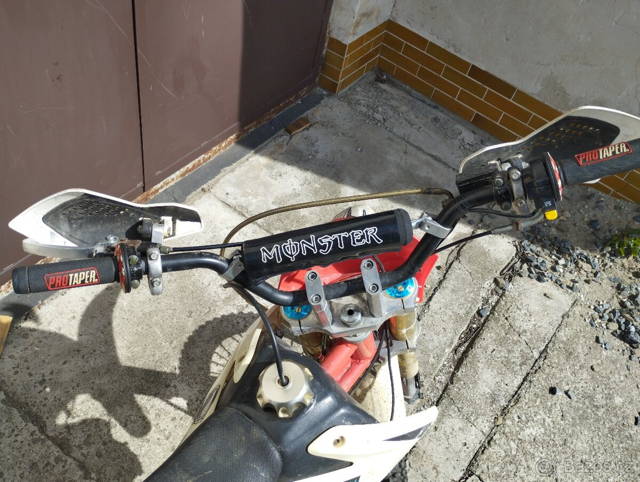 motokrosová motorka