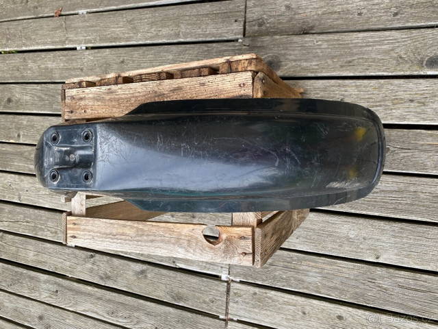 YAMAHA DT 125 originál přední blatník