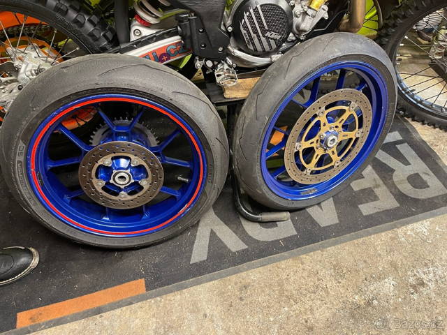 Sm kola ktm