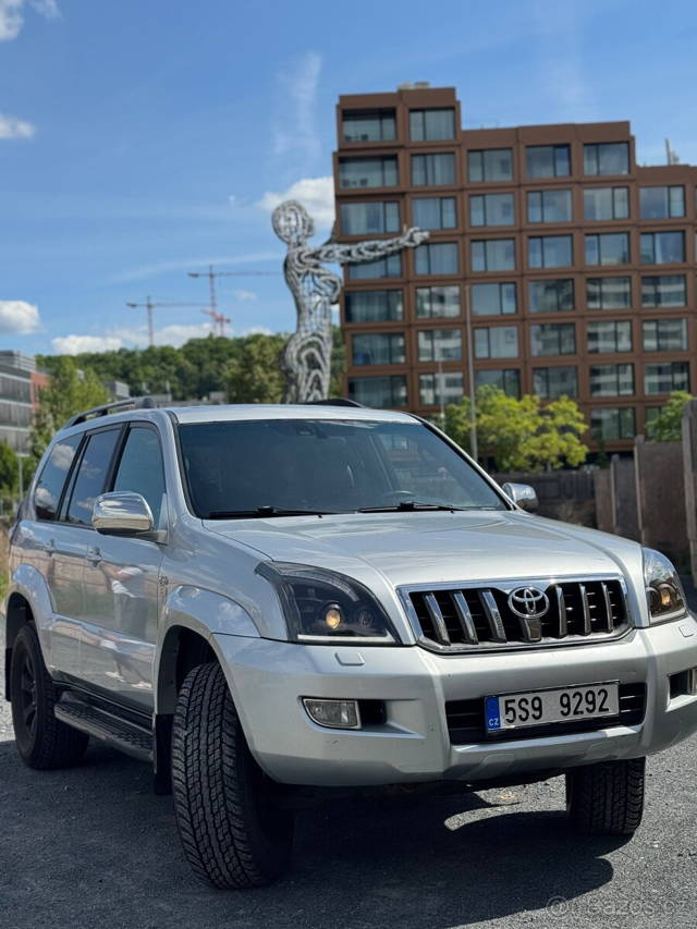 Toyota Land Cruiser 120