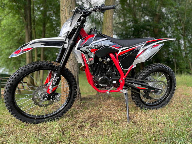 Pitbike Leramotors Killer 250ccm, kola 21/18, red