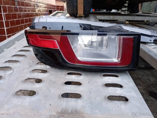 RANGE ROVER EVOQUE RV 2018 LEVÉ ZADNÍ SVĚTLO, OD RV 6/2015