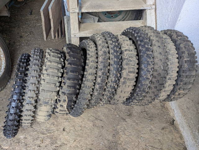 Motokrosové pneumatiky 18 a 21