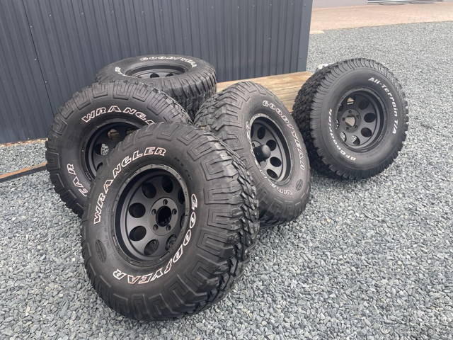 Pneu na offroad LT 295/75R16