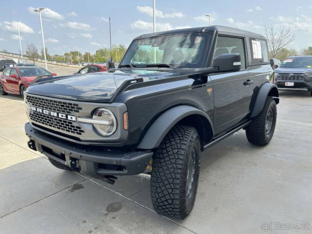 2024 Ford Bronco Badlands 2-Door 4WD 2.7