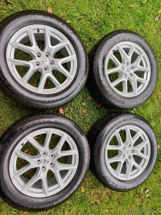 Zimní sada Volvo XC60 r18 5x108 Dunlop 235/60/18 8mm 2021