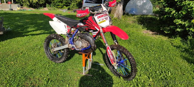 Honda CR 85