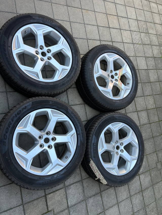 Range Rover Land Rover Sport