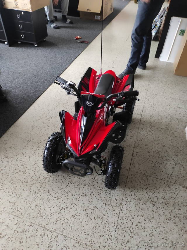 Dětská čtyřkolka HECHT nová