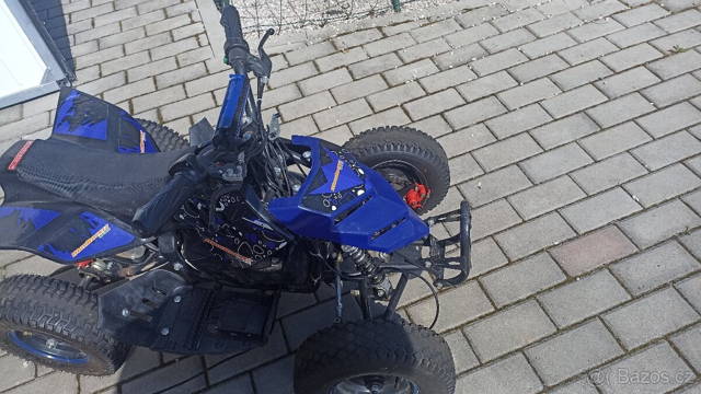 Dětská elektrická čtyřkolka