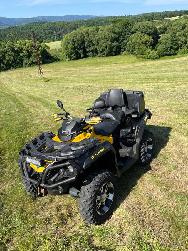 Can-am outlander xtp max