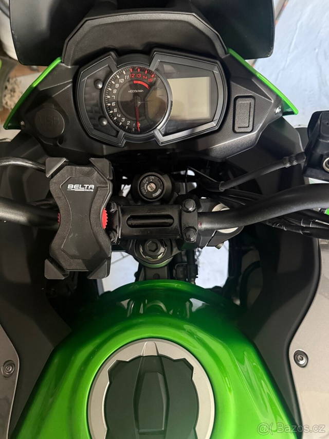 Versys x300